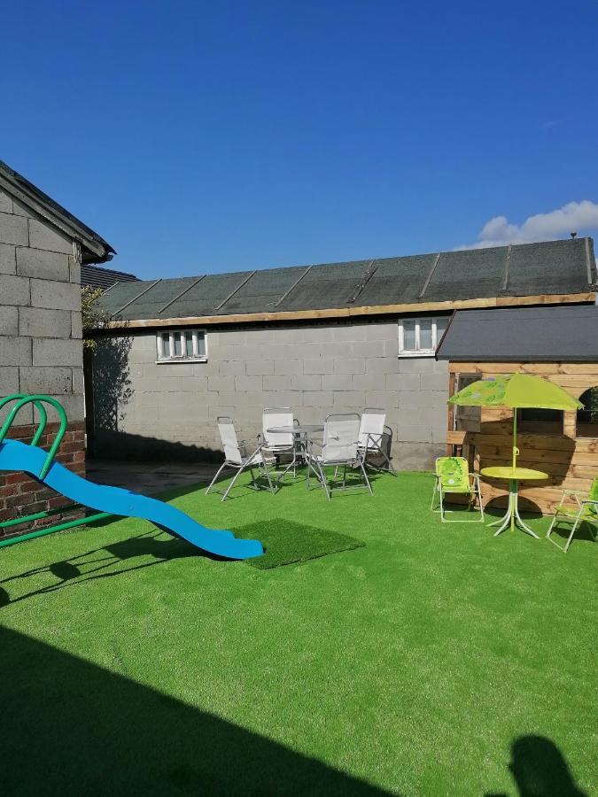 Chota Gher Apartment Widnes Exterior foto