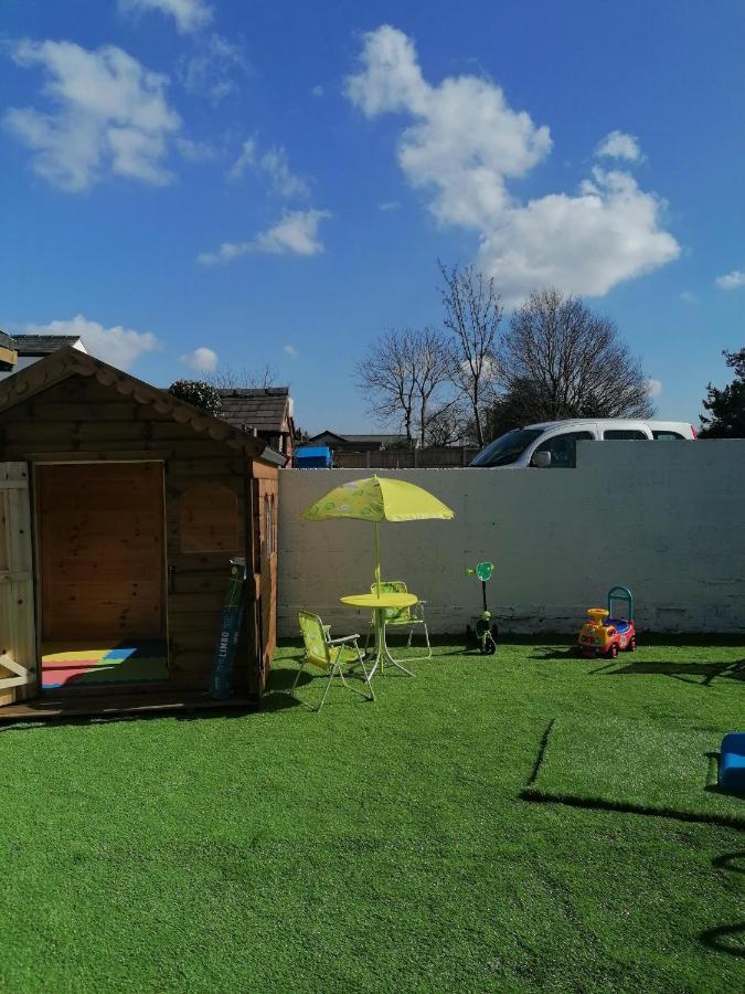 Chota Gher Apartment Widnes Exterior foto